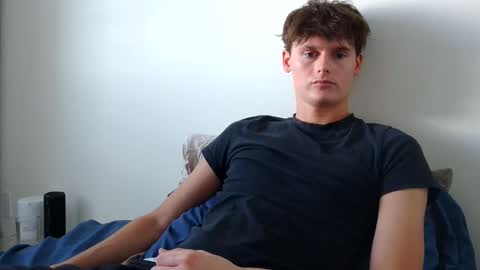 Snapshot of sensualalien chatting on April 2026 09:59:02 PM Cam online show from April 2026 09:59:02 PM