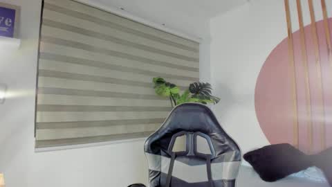 seraphine_lark online show from January 2026 07:06:02 PM