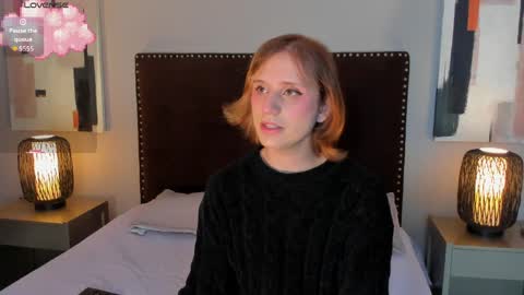 Seraphine star online show from April 2026 10:29:02 PM