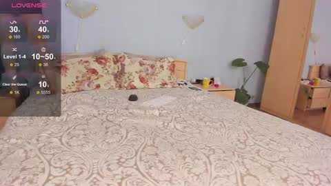 Snapshot of serdron_ chatting on December 2024 08:13:01 AM Alisha Kevin online show from December 2024 08:13:01 AM