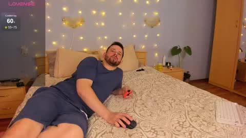 Snapshot of serdron_ chatting on January 2025 03:55:02 PM Alisha Kevin online show from January 2025 03:55:02 PM