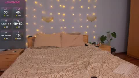 Snapshot of serdron_ chatting on February 2025 09:03:01 AM Alisha Kevin online show from February 2025 09:03:01 AM