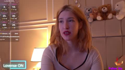 Snapshot of serena_bennet chatting on February 2025 01:41:02 AM Serena online show from February 2025 01:41:02 AM