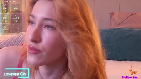Snapshot of serena_bennet chatting on February 2025 10:15:02 PM Serena online show from February 2025 10:15:02 PM