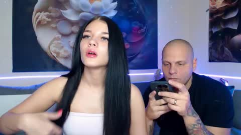 serenaandryan online show from November 2025 03:43:02 PM