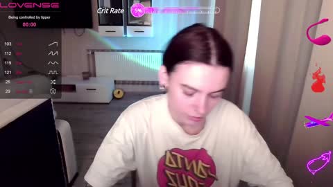 Snapshot of serenamilss chatting on December 2024 09:17:01 AM serenamilss online show from December 2024 09:17:01 AM