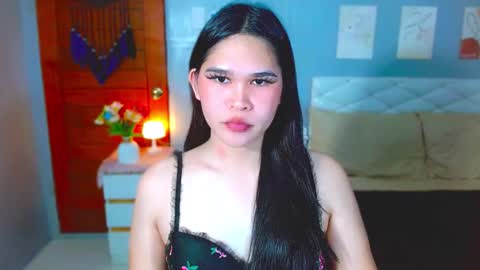 Snapshot of serenastra chatting on March 2026 05:37:02 PM serenastra online show from March 2026 05:37:02 PM