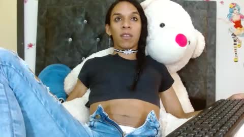 Snapshot of serenityroche chatting on September 2025 04:38:02 AM serenityroche online show from September 2025 04:38:02 AM