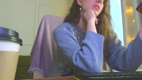 Hey Guys and Girls non-binary personalities  Im Sereta online show from December 2024 10:23:02 AM