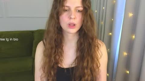 Hey Guys and Girls non-binary personalities  Im Sereta online show from March 2025 10:37:01 AM