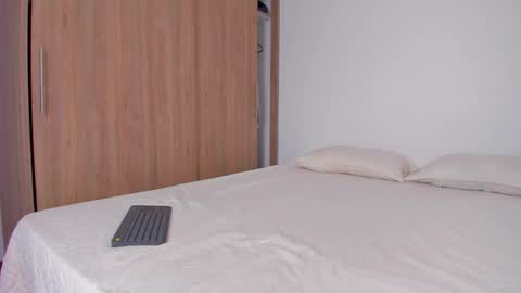 Snapshot of serge_7 chatting on October 2025 05:03:01 PM Serge online show from October 2025 05:03:01 PM