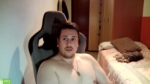 Pollos online show from October 2025 08:19:01 PM