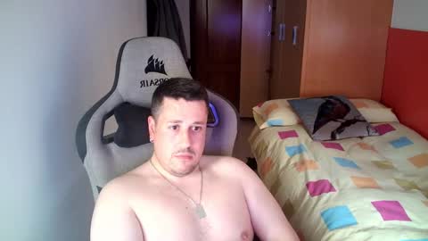 Snapshot of sergio95n chatting on March 2026 04:22:01 PM Pollos online show from March 2026 04:22:01 PM