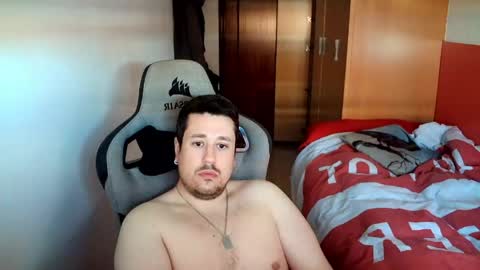 Snapshot of sergio95n chatting on April 2026 07:51:02 AM Pollos online show from April 2026 07:51:02 AM