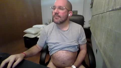 Snapshot of sergioruzafa80 chatting on November 2025 12:42:02 AM Sergio Russafa online show from November 2025 12:42:02 AM