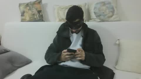 Snapshot of sero98313230 chatting on April 2026 07:20:01 AM sero98313230 online show from April 2026 07:20:01 AM