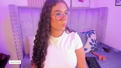 Snapshot of seshat_hitt_ chatting on July 2026 03:41:01 AM Danna online show from July 2026 03:41:01 AM