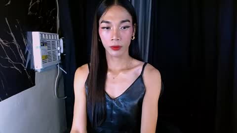 Snapshot of sessy_fuckerxx chatting on April 2026 07:47:01 AM sessy_fuckerxx online show from April 2026 07:47:01 AM