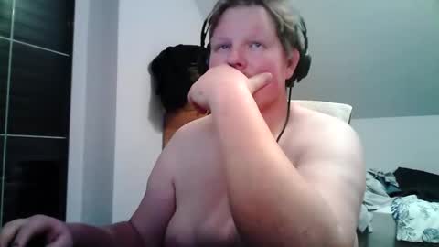 Snapshot of setcuna chatting on February 2026 09:33:01 PM setcuna online show from February 2026 09:33:01 PM