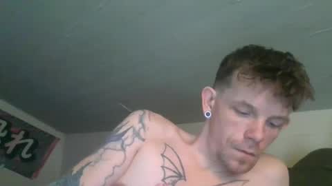 Snapshot of seveninchez chatting on February 2025 03:40:01 PM SevenIncheZ online show from February 2025 03:40:01 PM