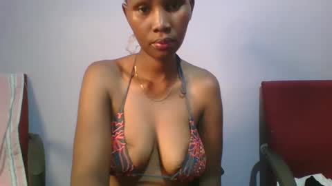 Snapshot of sexie_love chatting on March 2025 12:50:01 AM Nancy online show from March 2025 12:50:01 AM