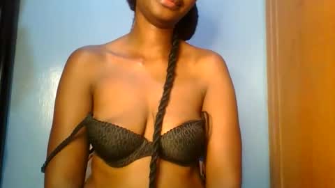 Snapshot of sexie_love chatting on September 2025 02:55:02 PM Nancy online show from September 2025 02:55:02 PM