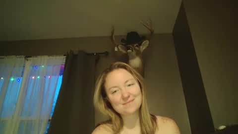 Snapshot of sexiirose22 chatting on January 2026 12:53:02 PM Rose online show from January 2026 12:53:02 PM