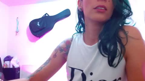 sexmilkdirty online show from December 2024 09:55:01 PM