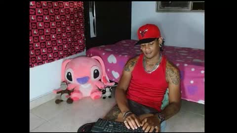 Snapshot of sexo_aharon chatting on March 2026 07:43:01 AM Aharon ravelo online show from March 2026 07:43:01 AM