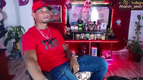 Snapshot of sexo_aharon chatting on March 2026 03:33:01 AM Aharon ravelo online show from March 2026 03:33:01 AM