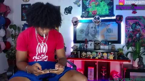 Snapshot of sexo_aharon chatting on April 2026 04:21:02 AM Aharon ravelo online show from April 2026 04:21:02 AM