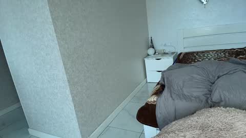 Bonniebonni online show from April 2026 01:41:02 PM