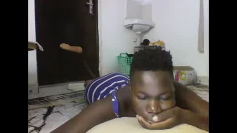 sexqueen02 online show from February 2025 02:27:02 PM