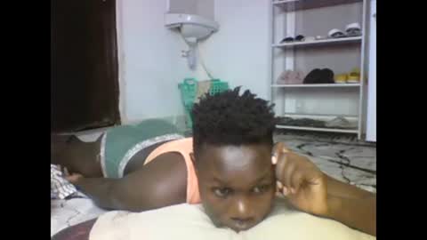 sexqueen02 online show from February 2025 11:59:02 PM