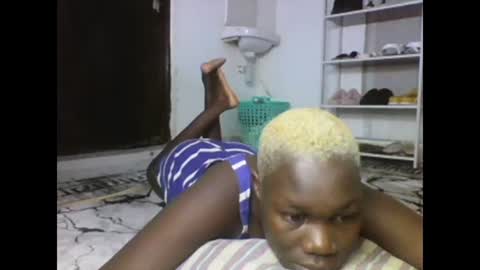 sexqueen02 online show from March 2025 12:48:01 PM