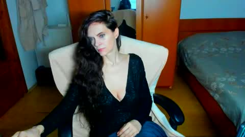 Snapshot of sexqueen1111 chatting on May 2026 06:52:01 AM sexqueen1111 online show from May 2026 06:52:01 AM