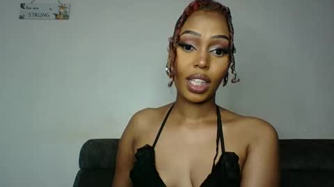 Snapshot of sexttiana_ebony chatting on March 2026 01:17:01 PM sexttiana_ebony online show from March 2026 01:17:01 PM