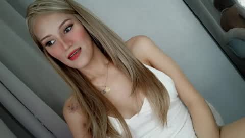 Snapshot of sexual_desire22 chatting on August 2026 08:46:02 AM Britney Allen online show from August 2026 08:46:02 AM