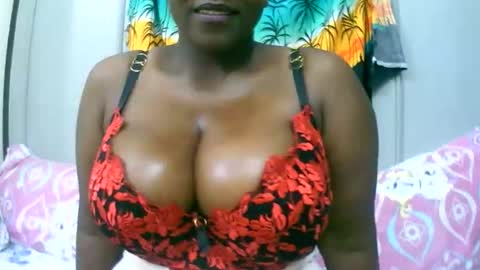 sexxi_ebony online show from November 2025 03:14:02 PM