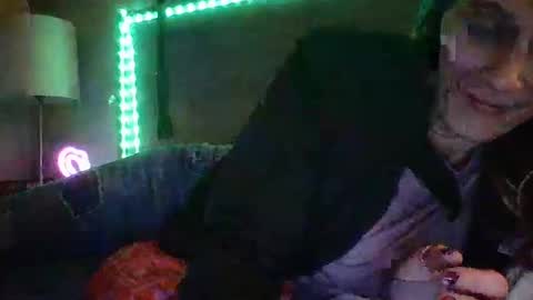 Snapshot of sexxileeah chatting on January 2025 03:32:02 AM sexxileeah online show from January 2025 03:32:02 AM