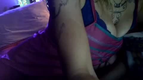 Snapshot of sexxileeah42o chatting on July 2026 07:26:01 AM Leeah CloudZzz online show from July 2026 07:26:01 AM