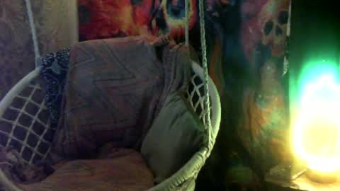 Snapshot of sexxileeah42o chatting on July 2026 11:01:02 AM Leeah CloudZzz online show from July 2026 11:01:02 AM