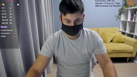 Tommy online show from November 2025 08:47:01 AM