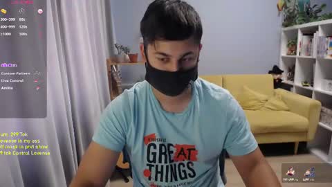 Snapshot of sexxxdickbig chatting on July 2026 07:57:01 AM Tommy online show from July 2026 07:57:01 AM