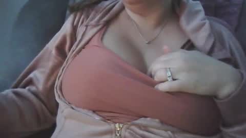 Snapshot of sexxxycougarmama chatting on December 2025 11:57:02 PM Sexy Mama online show from December 2025 11:57:02 PM