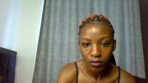 sexxy_lunah online show from August 2026 10:58:01 AM