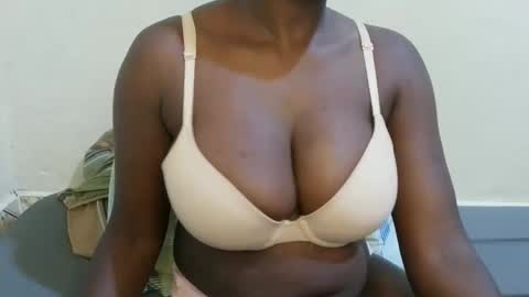 Snapshot of sexxy_maya1 chatting on March 2026 09:07:01 PM sexxy_maya1 online show from March 2026 09:07:01 PM