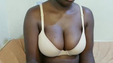 Snapshot of sexxy_maya1 chatting on April 2026 06:22:02 AM sexxy_maya1 online show from April 2026 06:22:02 AM