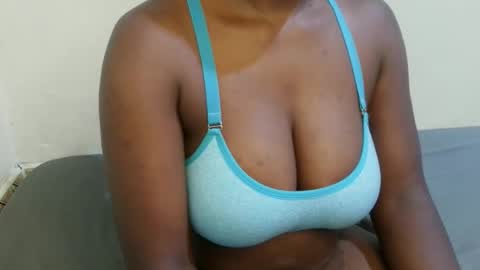 Snapshot of sexxy_maya1 chatting on April 2026 09:48:02 AM sexxy_maya1 online show from April 2026 09:48:02 AM