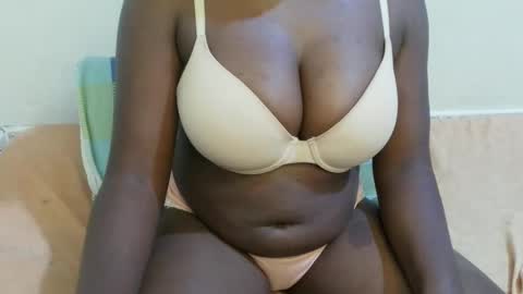Snapshot of sexxy_maya1 chatting on April 2026 08:42:02 PM sexxy_maya1 online show from April 2026 08:42:02 PM